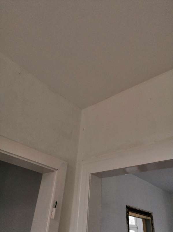 BAU.DE / BAU-Forum: 4. Bild zu Frage "Isoliergrundierung nach Raucherwohnung: Fleckenbildung, Ursachen & Lösungen für Altbau?" im BAU-Forum "Ausbauarbeiten" BAU.DE / BAU-Forum: 4. Bild zu Frage "Isoliergrundierung nach Raucherwohnung: Fleckenbildung, Ursachen & Lösungen für Altbau?" im BAU-Forum "Ausbauarbeiten"