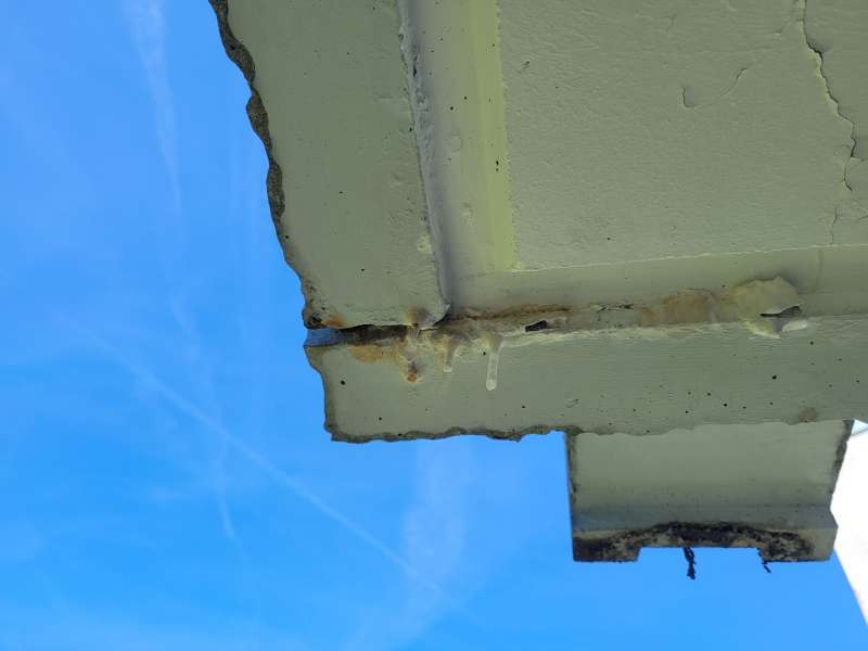 BAU.DE / BAU-Forum: 1. Bild zu Frage "Balkonsanierung: Welche Technik ist die beste? Kosten, Aufbau & Vorgehen?" im BAU-Forum "Balkon und Terrasse" BAU.DE / BAU-Forum: 1. Bild zu Frage "Balkonsanierung: Welche Technik ist die beste? Kosten, Aufbau & Vorgehen?" im BAU-Forum "Balkon und Terrasse"
