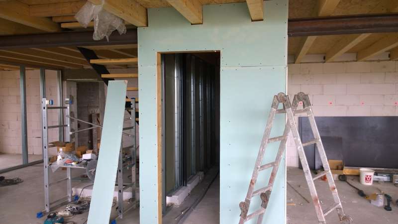 BAU.DE / BAU-Forum: 1. Bild zu Frage "Trockenbauwand zur Garage dämmen: Aufbau, Dämmung & Tauwasser vermeiden?" im BAU-Forum "Bauphysik" BAU.DE / BAU-Forum: 1. Bild zu Frage "Trockenbauwand zur Garage dämmen: Aufbau, Dämmung & Tauwasser vermeiden?" im BAU-Forum "Bauphysik"