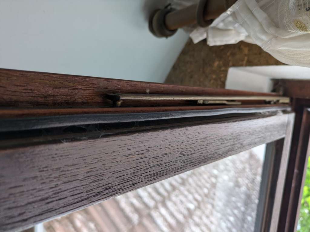 BAU.DE / BAU-Forum: 3. Bild zu Antwort "Zusatzinfo: Holzfenster Reparatur – Weitere Detail-Bilder" auf die Frage "Altes Holzfenster einstellen: Ursachen, Optionen & Tipps zur Reparatur?" im BAU-Forum "Fenster und Außentüren" BAU.DE / BAU-Forum: 3. Bild zu Antwort "Zusatzinfo: Holzfenster Reparatur – Weitere Detail-Bilder" auf die Frage "Altes Holzfenster einstellen: Ursachen, Optionen & Tipps zur Reparatur?" im BAU-Forum "Fenster und Außentüren"