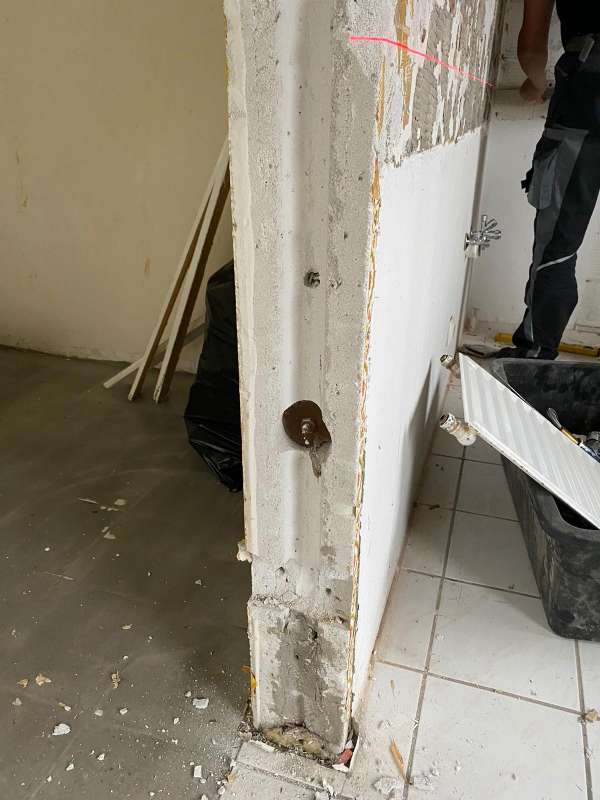 BAU.DE / BAU-Forum: 1. Bild zu Frage "Wanddurchbruch im Hebelhaus (1973): Was ist bei tragenden Wänden zu beachten?" im BAU-Forum "Fertighaus" BAU.DE / BAU-Forum: 1. Bild zu Frage "Wanddurchbruch im Hebelhaus (1973): Was ist bei tragenden Wänden zu beachten?" im BAU-Forum "Fertighaus"