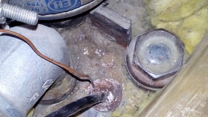 BAU.DE / BAU-Forum: 2. Bild zu Frage "Warmwassersensor Viessmann tauschen: Anleitung, Kosten & benötigtes Werkzeug?" im BAU-Forum "Heizung / Warmwasser" BAU.DE / BAU-Forum: 2. Bild zu Frage "Warmwassersensor Viessmann tauschen: Anleitung, Kosten & benötigtes Werkzeug?" im BAU-Forum "Heizung / Warmwasser"