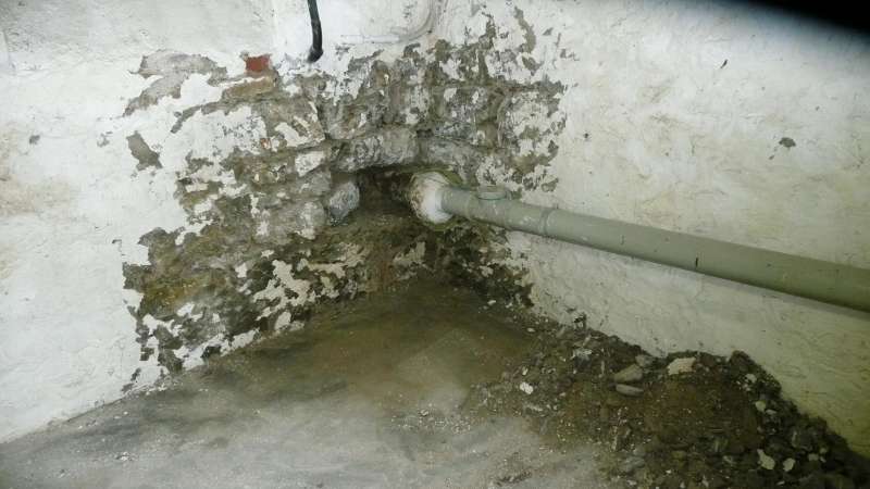 BAU.DE / BAU-Forum: 1. Bild zu Frage "Bruchsteinmauer im Hochwassergebiet verputzen: Welcher Putz hält am längsten?" im BAU-Forum "Hochwasser" BAU.DE / BAU-Forum: 1. Bild zu Frage "Bruchsteinmauer im Hochwassergebiet verputzen: Welcher Putz hält am längsten?" im BAU-Forum "Hochwasser"
