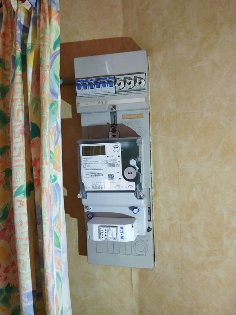 BAU.DE / BAU-Forum: 5. Bild zu Frage "Elektroinstallation im Altbau: Erneuern oder Beibehalten? Kosten, Risiken & Vorschriften" im BAU-Forum "Installation: Elektro, Gas, Wasser, Fernwärme etc." BAU.DE / BAU-Forum: 5. Bild zu Frage "Elektroinstallation im Altbau: Erneuern oder Beibehalten? Kosten, Risiken & Vorschriften" im BAU-Forum "Installation: Elektro, Gas, Wasser, Fernwärme etc."
