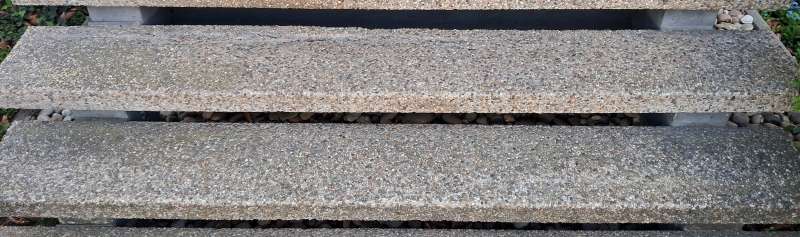 BAU.DE / BAU-Forum: 1. Bild zu Frage "Waschbeton Treppenstufe 225x30x7 cm kaufen: Standardmaß oder Sonderanfertigung? Bezugsquellen finden" im BAU-Forum "Modernisierung / Sanierung / Bauschäden" BAU.DE / BAU-Forum: 1. Bild zu Frage "Waschbeton Treppenstufe 225x30x7 cm kaufen: Standardmaß oder Sonderanfertigung? Bezugsquellen finden" im BAU-Forum "Modernisierung / Sanierung / Bauschäden"