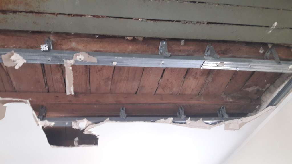 BAU.DE / BAU-Forum: 1. Bild zu Antwort "Hier noch drei weitere Fotos" auf die Frage "Loggia Sanierung: Aufbau, Abdichtungsprobleme & korrekte Ausführung – Reihenfolge der Gewerke?" im BAU-Forum "Modernisierung / Sanierung / Bauschäden" BAU.DE / BAU-Forum: 1. Bild zu Antwort "Hier noch drei weitere Fotos" auf die Frage "Loggia Sanierung: Aufbau, Abdichtungsprobleme & korrekte Ausführung – Reihenfolge der Gewerke?" im BAU-Forum "Modernisierung / Sanierung / Bauschäden"