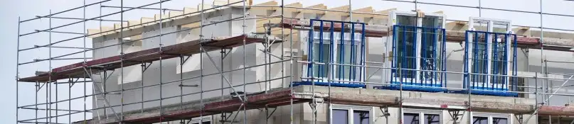 Ressourcenmanagement auf der Baustelle: Warum die richtige Gerüststrategie über Margen entscheidet Ressourcenmanagement auf der Baustelle: Warum die richtige Gerüststrategie über Margen entscheidet