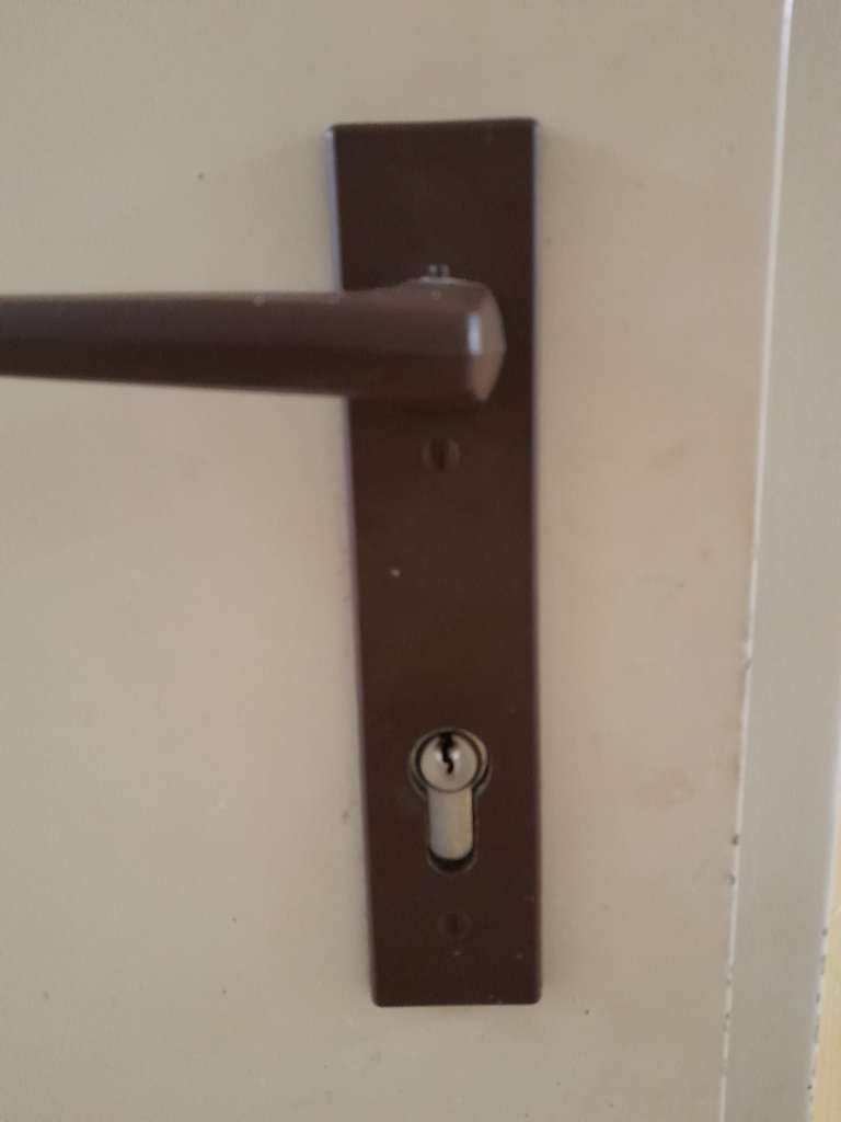 BAU-Forumsbeitrag: Kellertür-Schloss selbst wechseln, wenn Schlüssel verloren? BAU-Forumsbeitrag: Kellertür-Schloss selbst wechseln, wenn Schlüssel verloren?